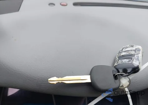 2005 Toyota Camry Le from USA, damaged, VIN 4T1BE30K75U968363